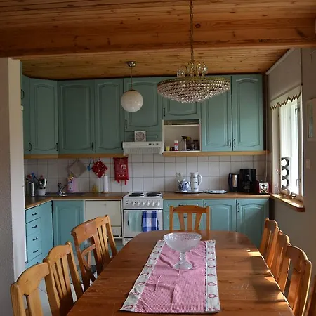 Saarenmaa With Sauna Feriehus Mändjala